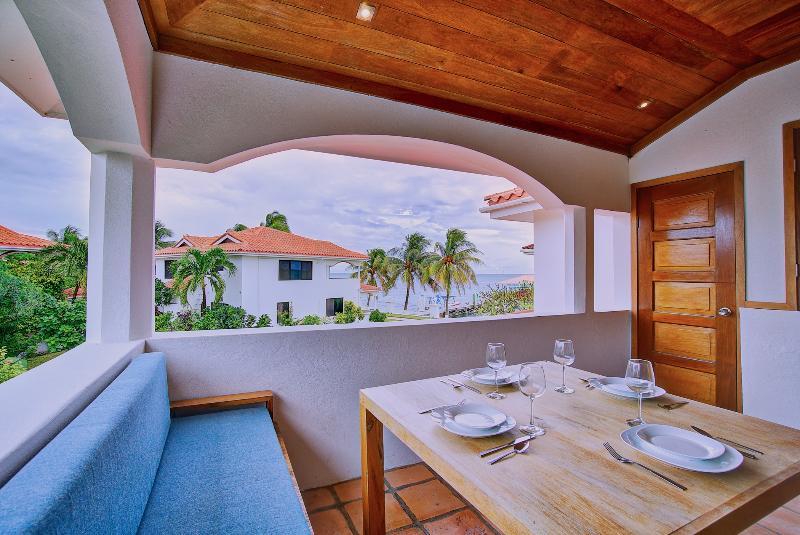 Hotel Isla Bonita Yacht Club San Pedro  Zewnętrze zdjęcie